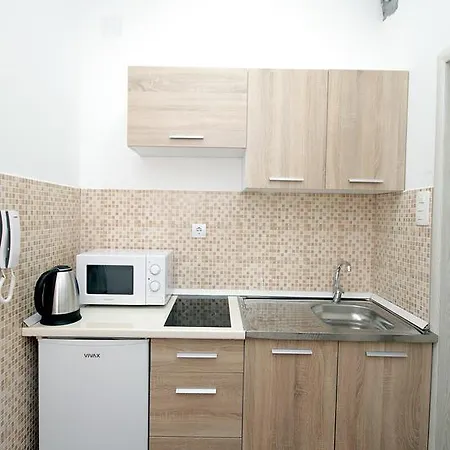 Apartments Centar Сутоморе Экстерьер фото