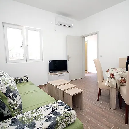 Apartments Centar Сутоморе Экстерьер фото