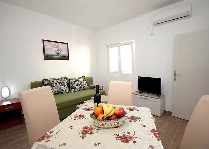 Apartments Centar Sutomore